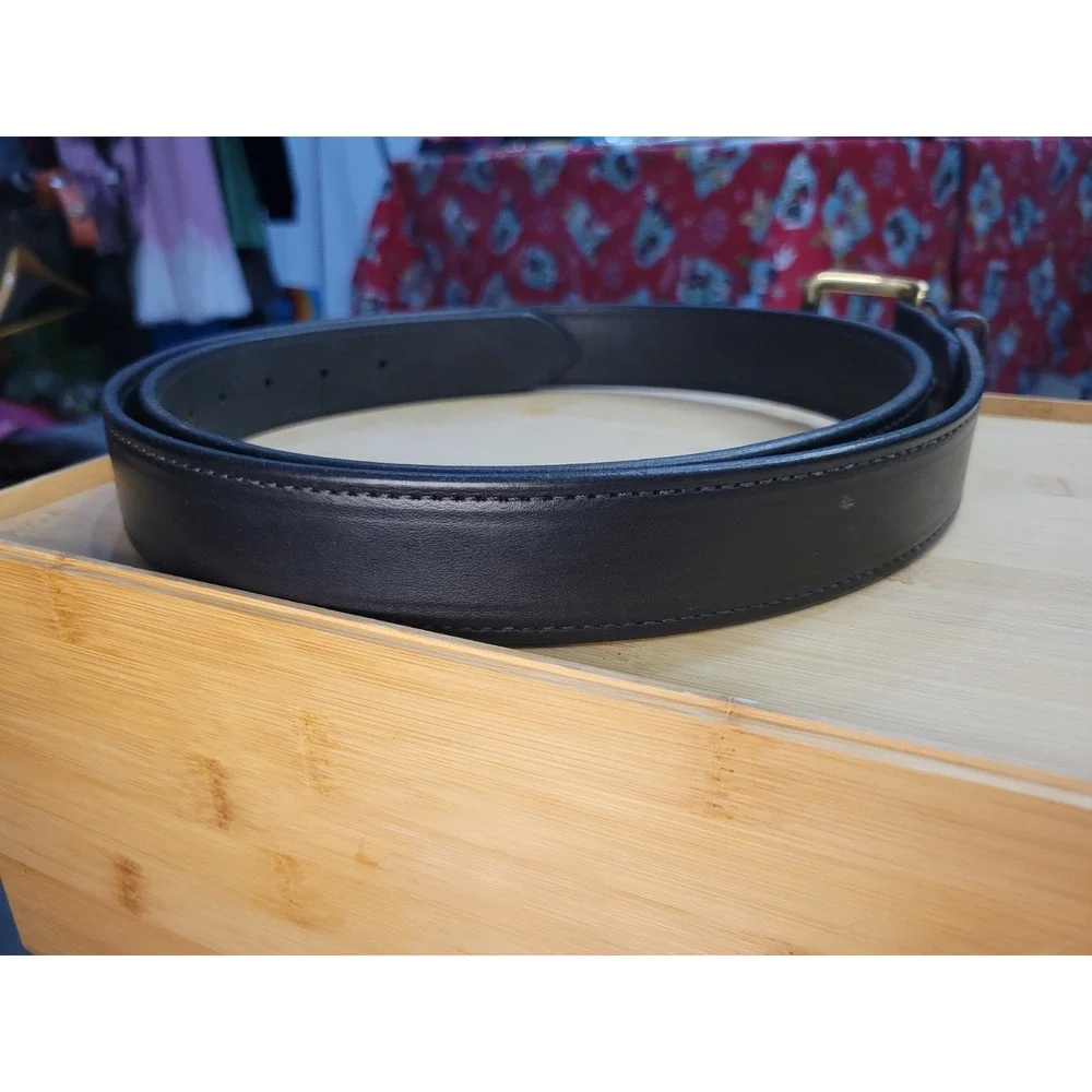 Forest Hill Black Leather Belt Mens‎ Size 48 Made in USA Brass Buckle Handcraft